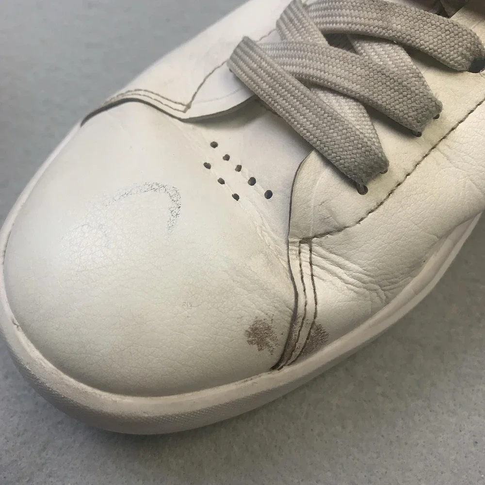 On The Roger Advantage Shoes Womens Size 8.5 White Tennis Sneakers 48.99452
